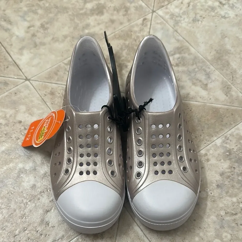 Wonder Nation Toddler Kids EVA Water Sneakers Size 11-12